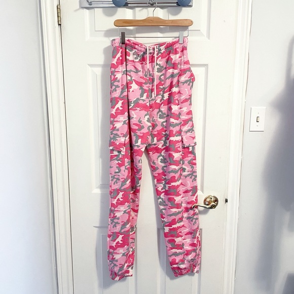 Pink Camouflage Women's Jogger Pants - Picture 4 of 4